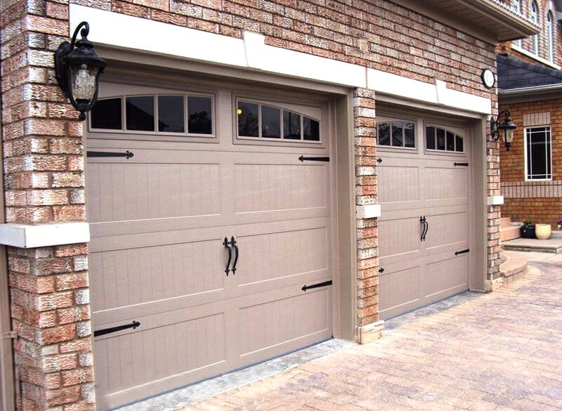 5950-house-garage-doors