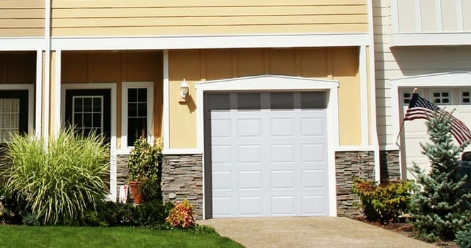 garage-doors-with-glass-2751