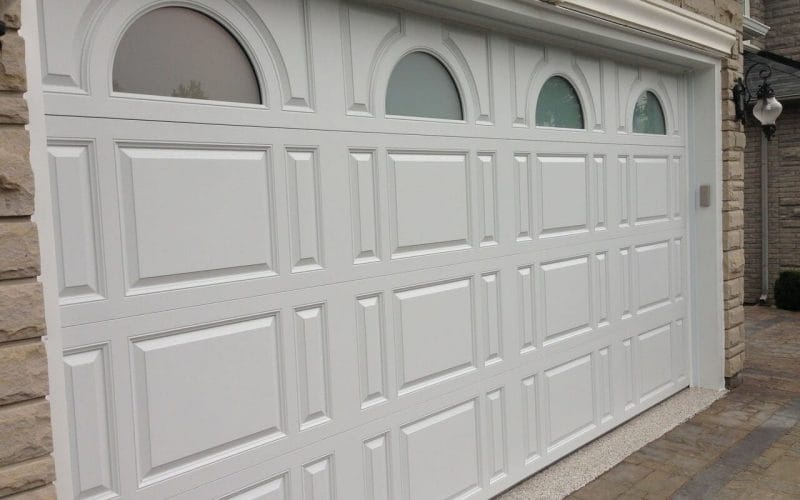 insulated garage doors vs non-insulated garage doors